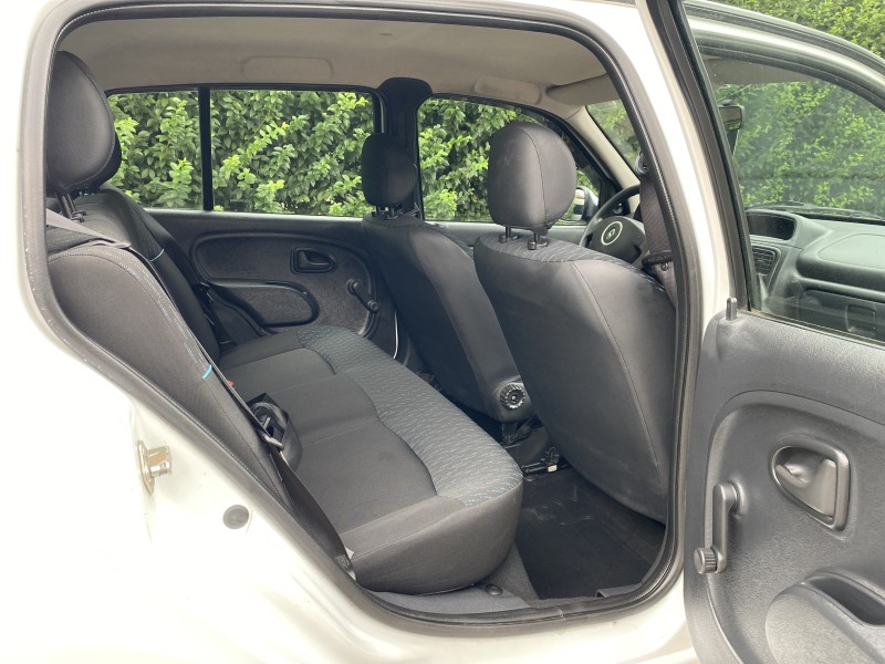 CLIO 1.0 EXPRESSION 16V FLEX 4P MANUAL - 2016 - CAXIAS DO SUL