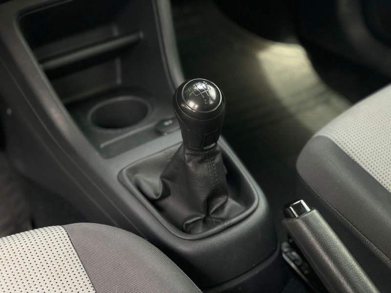 UP 1.0 MPI TAKE UP 12V FLEX 4P MANUAL - 2016 - FARROUPILHA