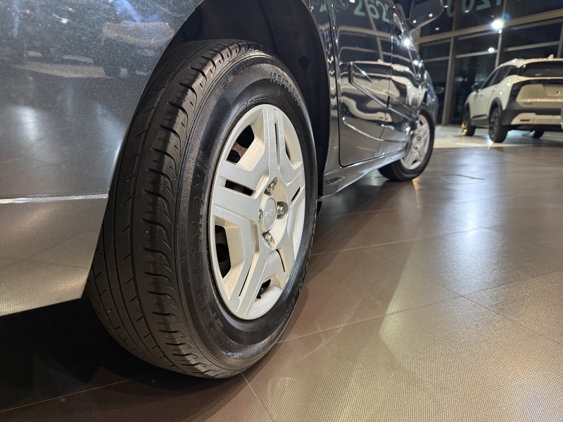 PRISMA 1.0 MPFI JOY 8V FLEX 4P MANUAL - 2018 - FARROUPILHA