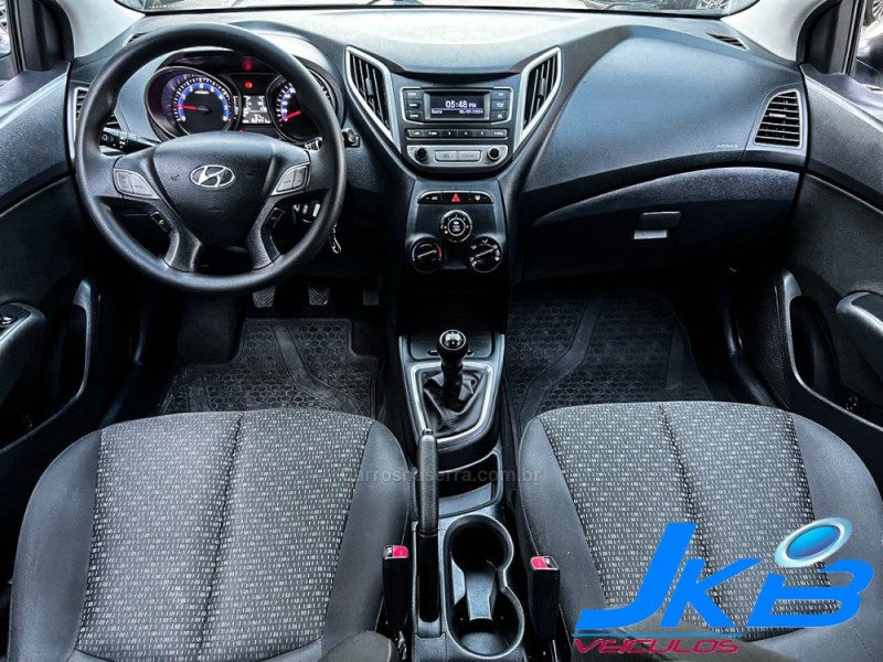 HB20 1.0 COMFORT PLUS 12V FLEX 4P MANUAL - 2017 - NOVO HAMBURGO