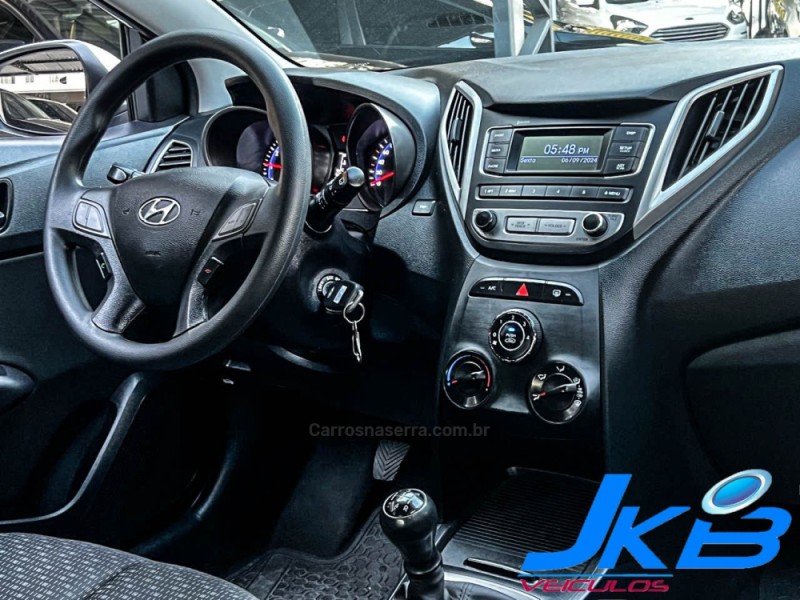 HB20 1.0 COMFORT PLUS 12V FLEX 4P MANUAL - 2017 - NOVO HAMBURGO