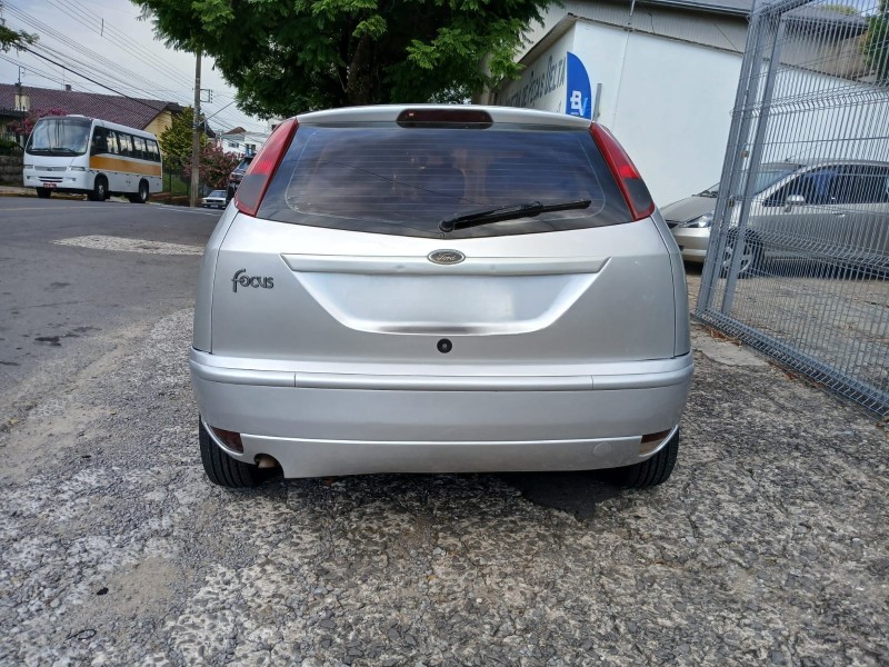 FOCUS 2.0 FC 16V GASOLINA 4P MANUAL - 2006 - FARROUPILHA
