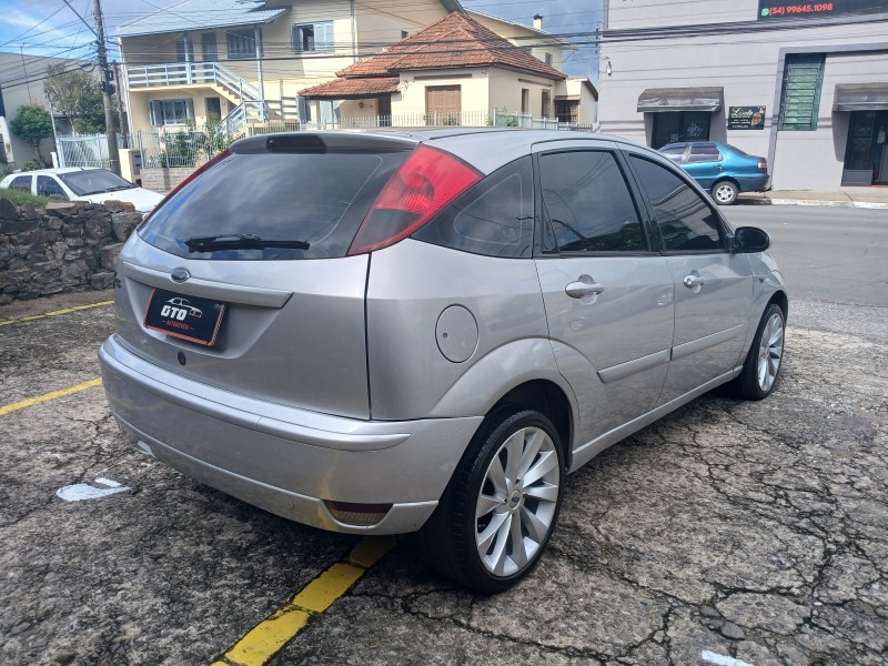 FOCUS 2.0 FC 16V GASOLINA 4P MANUAL - 2006 - FARROUPILHA
