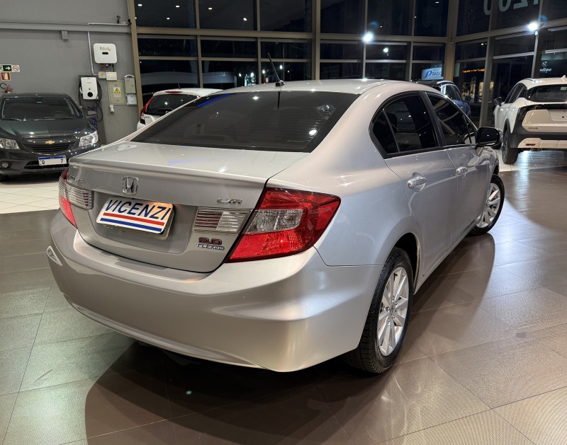CIVIC 2.0 LXR 16V FLEX 4P AUTOMÁTICO - 2014 - FARROUPILHA