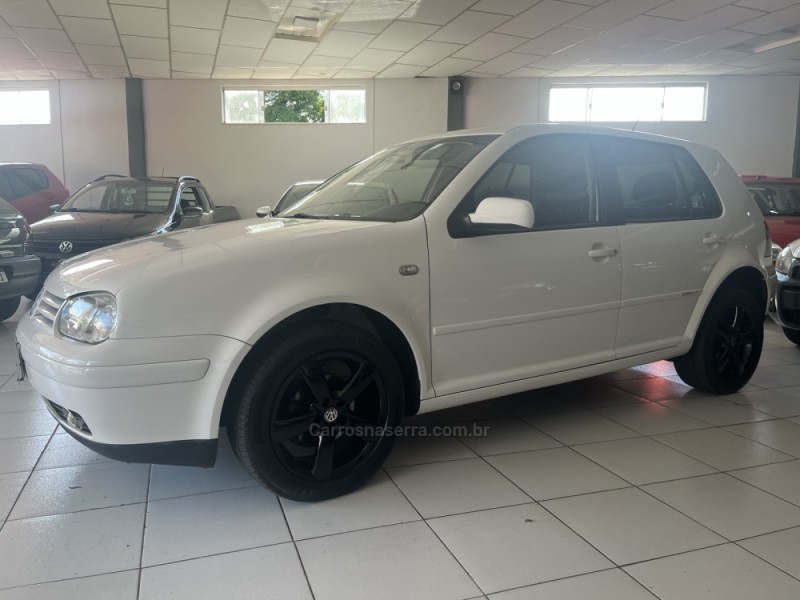 GOLF 1.6 MI GENERATION 8V GASOLINA 4P MANUAL - 2005 - SANANDUVA
