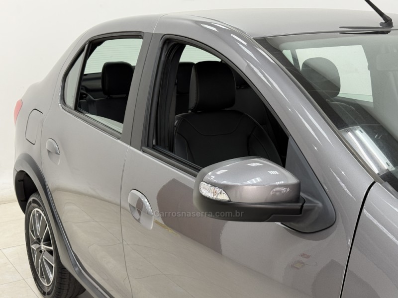 LOGAN 1.6 ICONIC SCE 16V FLEX 4P AUTOMÁTICO - 2020 - SANTA CRUZ DO SUL