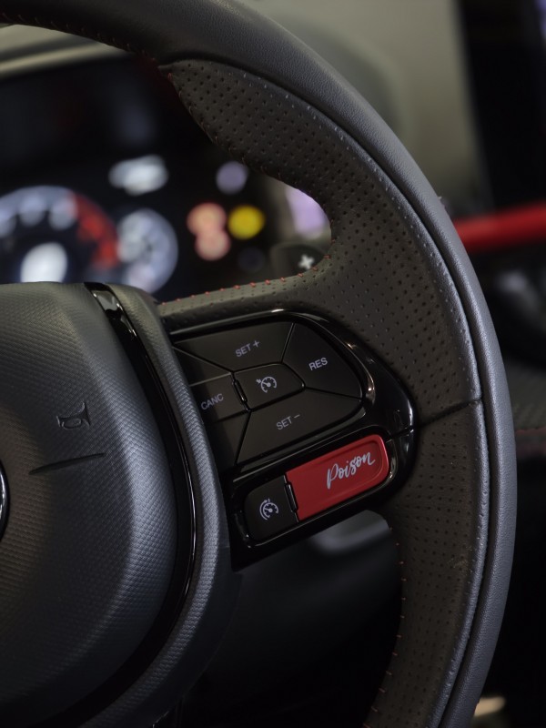 FASTBACK 1.3 ABARTH 270 TURBO FLEX 4P AUTOMÁTICO - 2024 - CAXIAS DO SUL