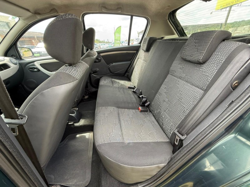 SANDERO 1.0 EXPRESSION 16V FLEX 4P MANUAL - 2010 - FARROUPILHA