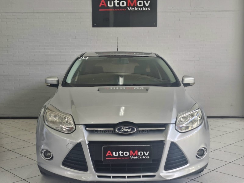 FOCUS 2.0 SE PLUS 16V FLEX 4P AUTOMÁTICO - 2014 - CAXIAS DO SUL