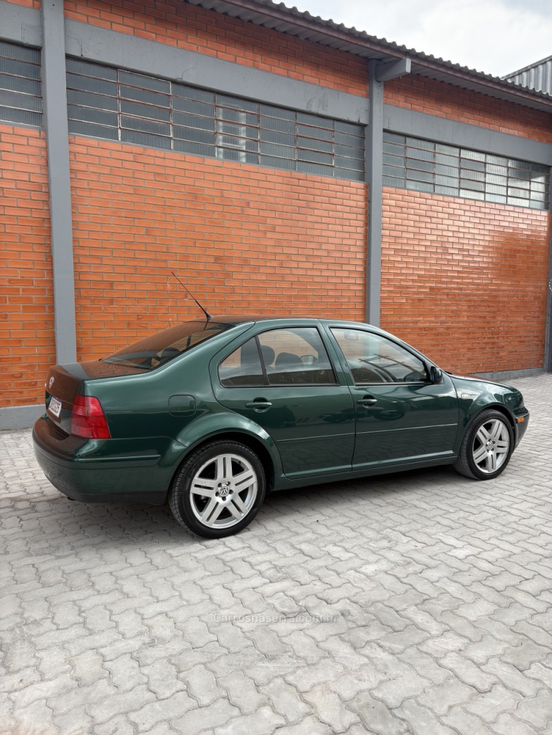 BORA 2.0 MI 8V FLEX 4P MANUAL - 2001 - CAXIAS DO SUL