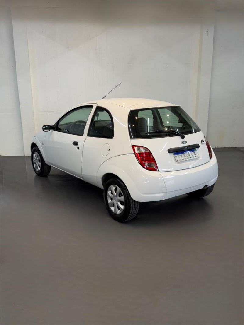 KA 1.0 MPI GL 8V GASOLINA 2P MANUAL - 2004 - CAXIAS DO SUL