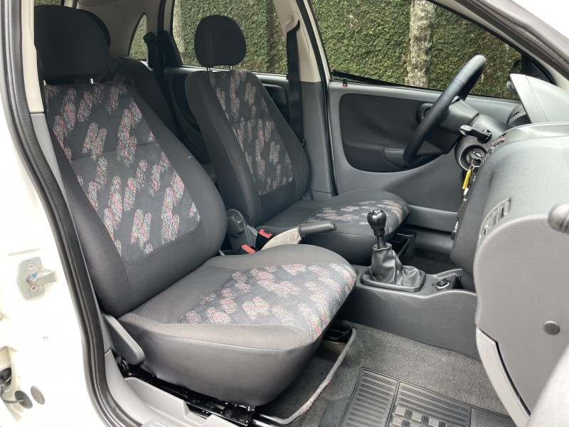 CORSA 1.0 MPFI JOY 8V GASOLINA 4P MANUAL - 2005 - CAXIAS DO SUL