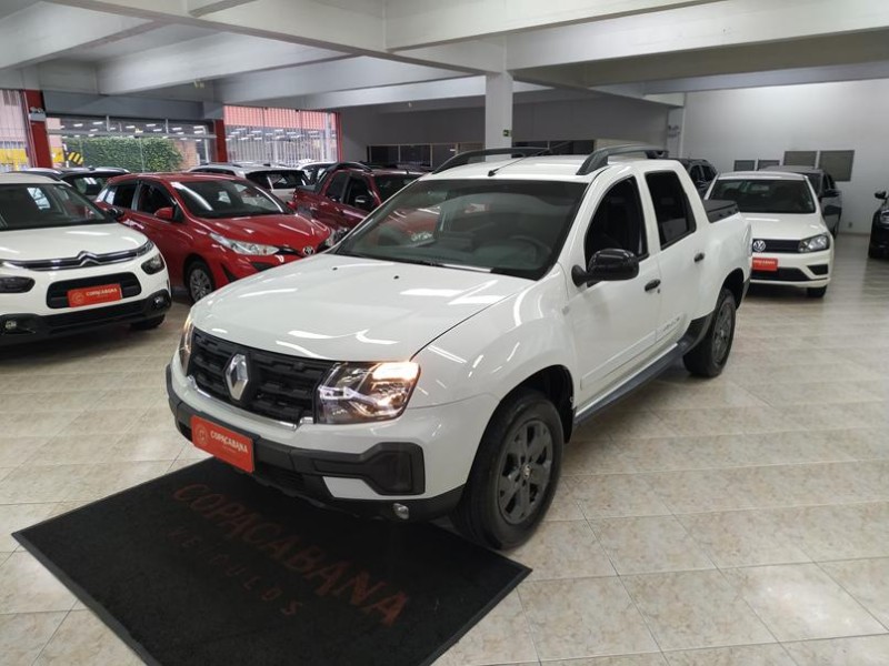 oroch 1.6 16v sce intense flex 4p manual 2023 caxias do sul