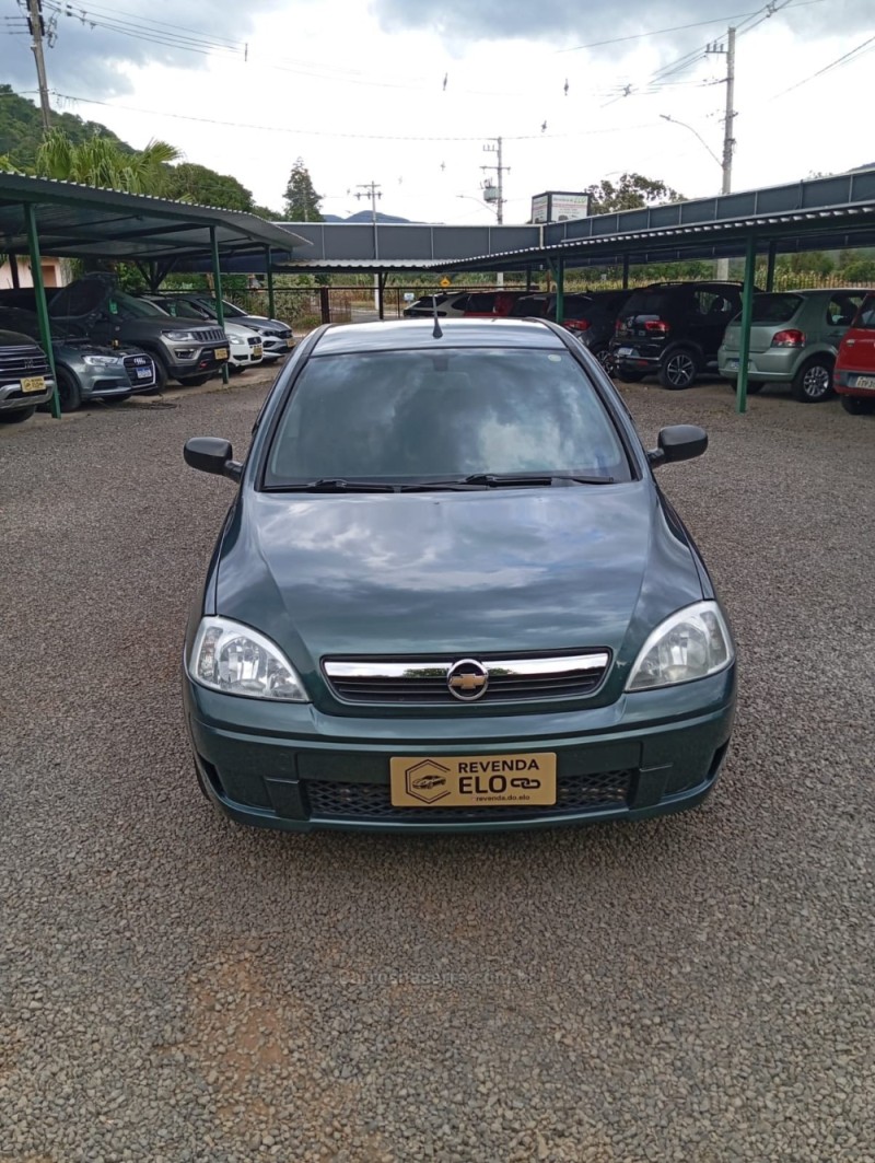CORSA 1.4 MPFI MAXX SEDAN 8V FLEX 4P MANUAL - 2009 - PICADA CAFé