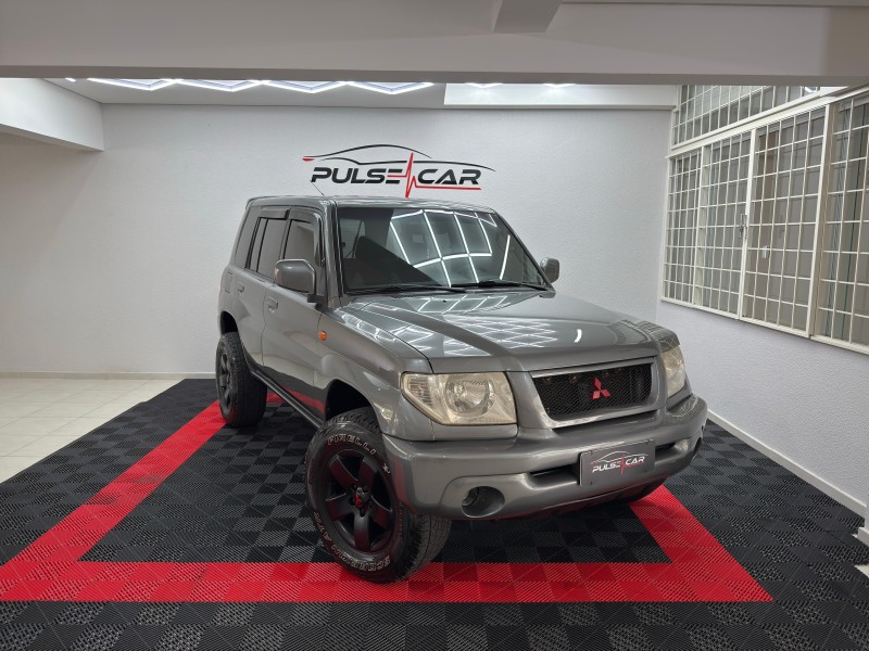 PAJERO TR4 2.0 4X4 16V 131CV GASOLINA 4P AUTOMÁTICO - 2003 - CAXIAS DO SUL