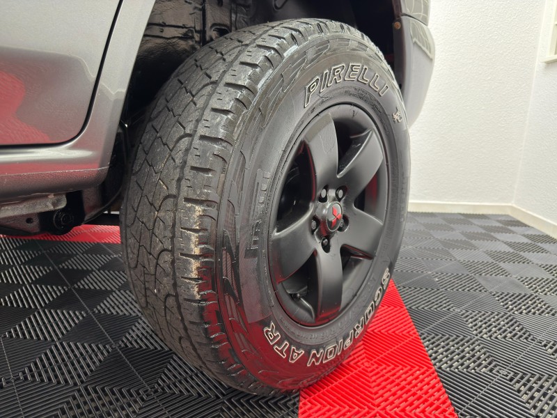 PAJERO TR4 2.0 4X4 16V 131CV GASOLINA 4P AUTOMÁTICO - 2003 - CAXIAS DO SUL