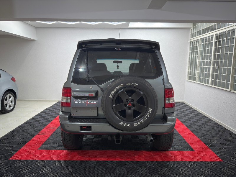 PAJERO TR4 2.0 4X4 16V 131CV GASOLINA 4P AUTOMÁTICO - 2003 - CAXIAS DO SUL