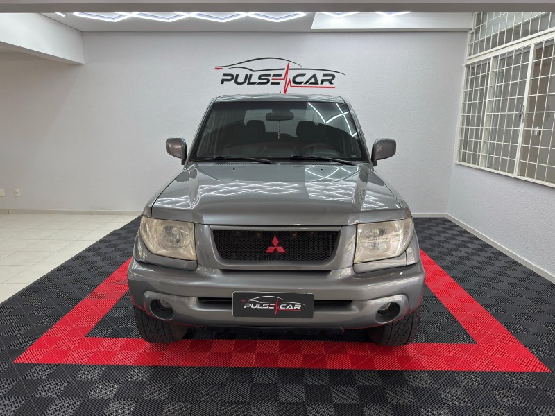 PAJERO TR4 2.0 4X4 16V 131CV GASOLINA 4P AUTOMÁTICO - 2003 - CAXIAS DO SUL