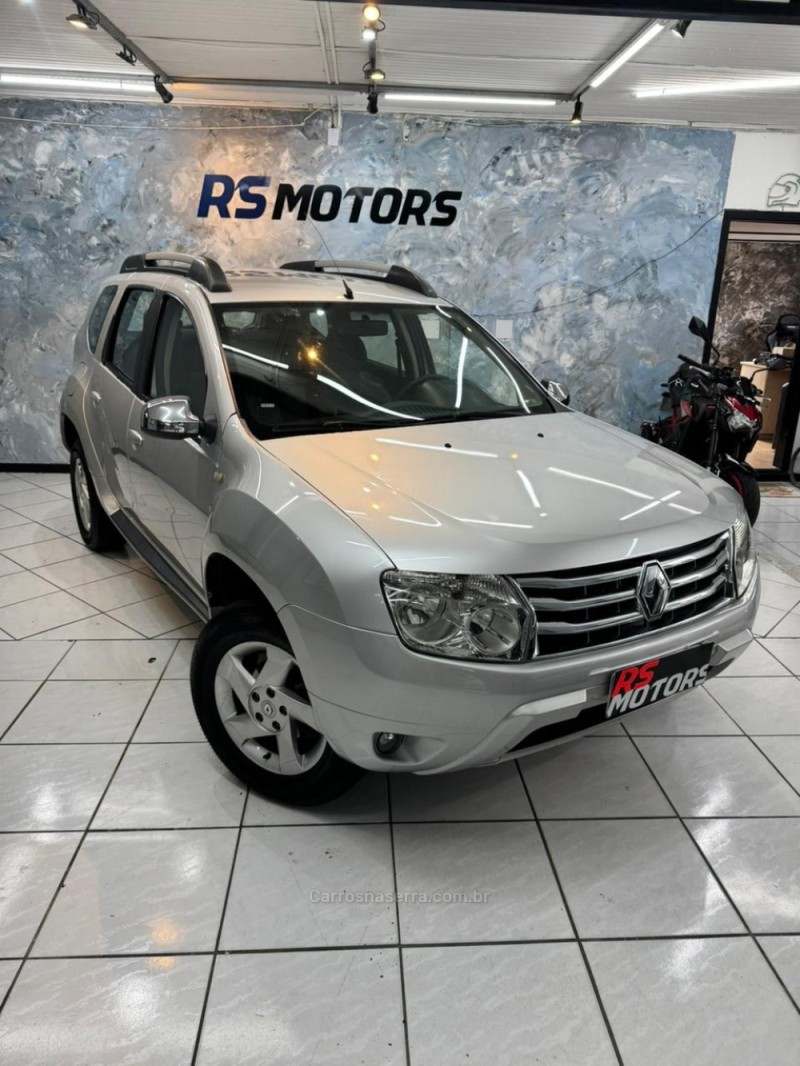 DUSTER 1.6 DYNAMIQUE 4X2 16V FLEX 4P MANUAL - 2014 - CAXIAS DO SUL