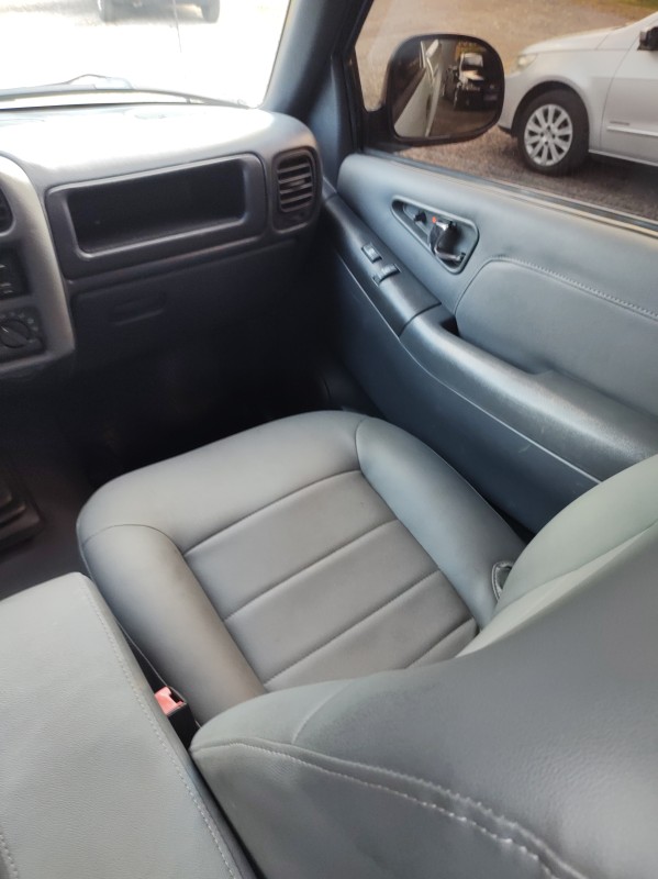 S10 2.4 MPFI ADVANTAGE 4X2 CS 8V FLEX 2P MANUAL - 2009 - VALE REAL