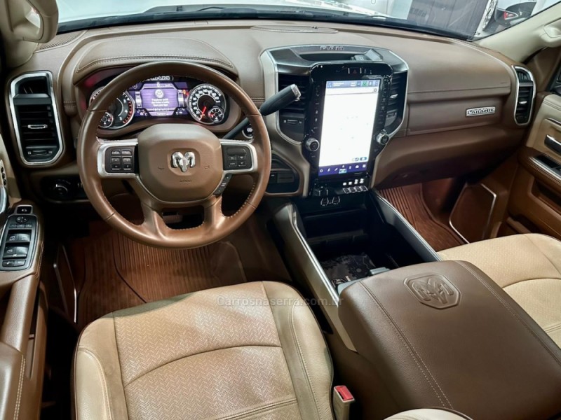 2500 LARAMIE 6.7 CD 4X4 TDI DIESEL 4P AUTOMÁTICA - 2022 - CAXIAS DO SUL