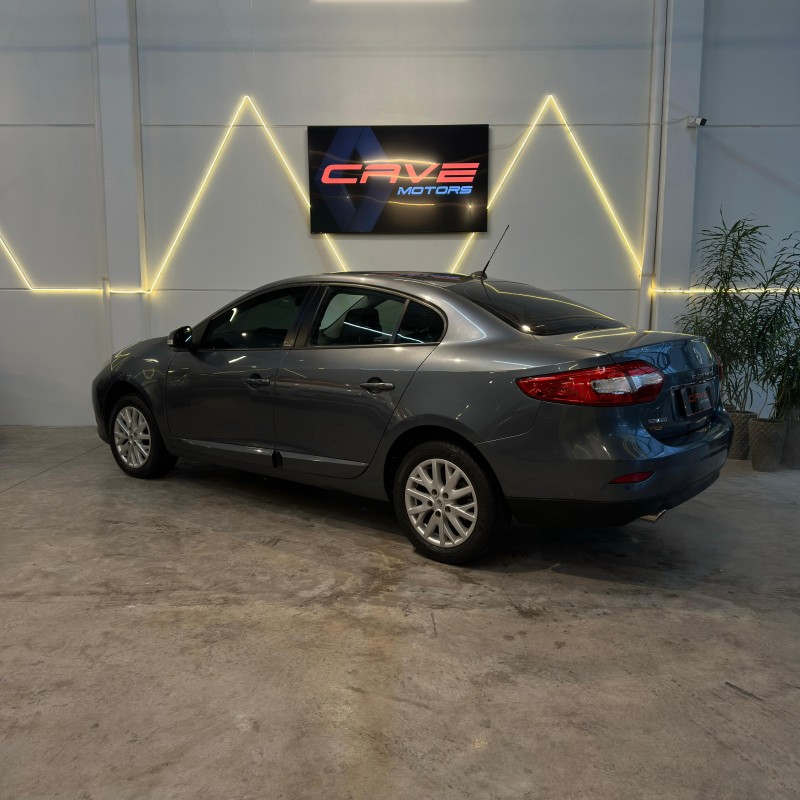 FLUENCE 2.0 DYNAMIQUE PLUS 16V FLEX 4P AUTOMÁTICO - 2017 - CAXIAS DO SUL