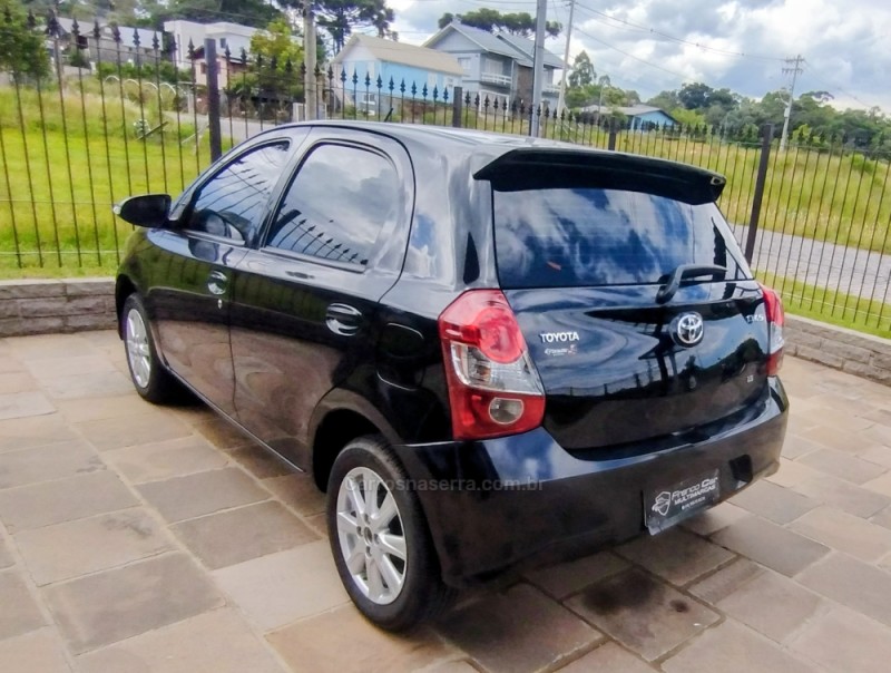 ETIOS 1.5 X PLUS 16V FLEX 4P AUTOMÁTICO - 2020 - CAXIAS DO SUL