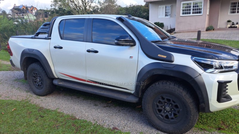 hilux 2.8 gr s 4x4 cd 16v turbo intercooler diesel 4p automatico 2022 caxias do sul