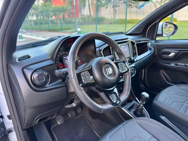 STRADA 1.3 VOLCANO CD 8V FLEX 4P MANUAL - 2023 - ESTâNCIA VELHA