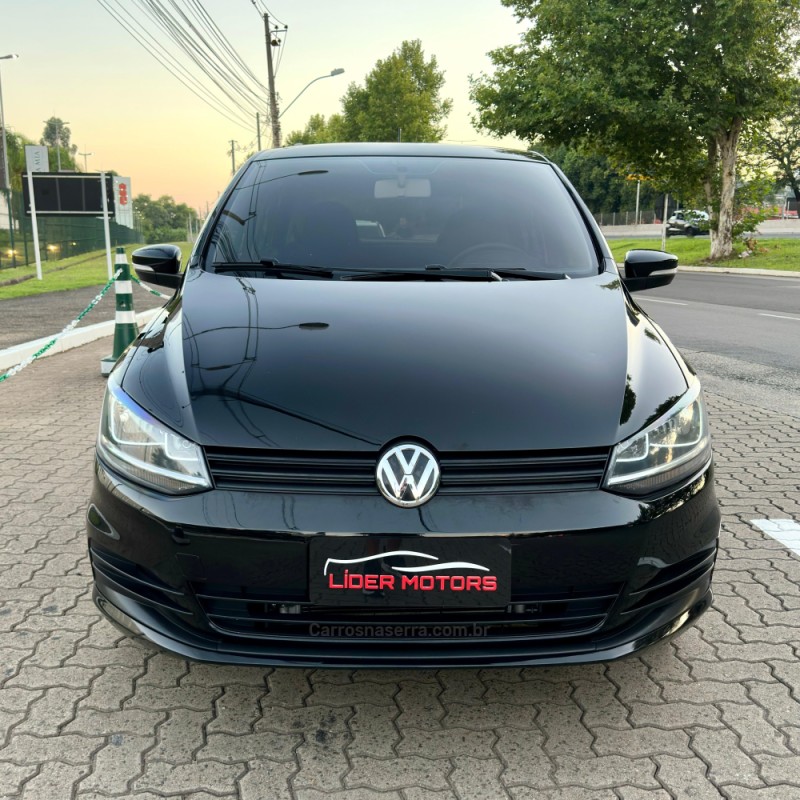 FOX 1.0 MI TRENDLINE 8V FLEX 4P MANUAL - 2015 - ESTâNCIA VELHA