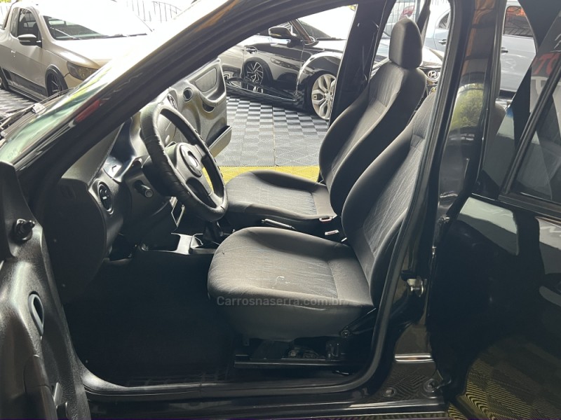 CELTA 1.0 MPFI 8V GASOLINA 4P MANUAL - 2004 - CAXIAS DO SUL