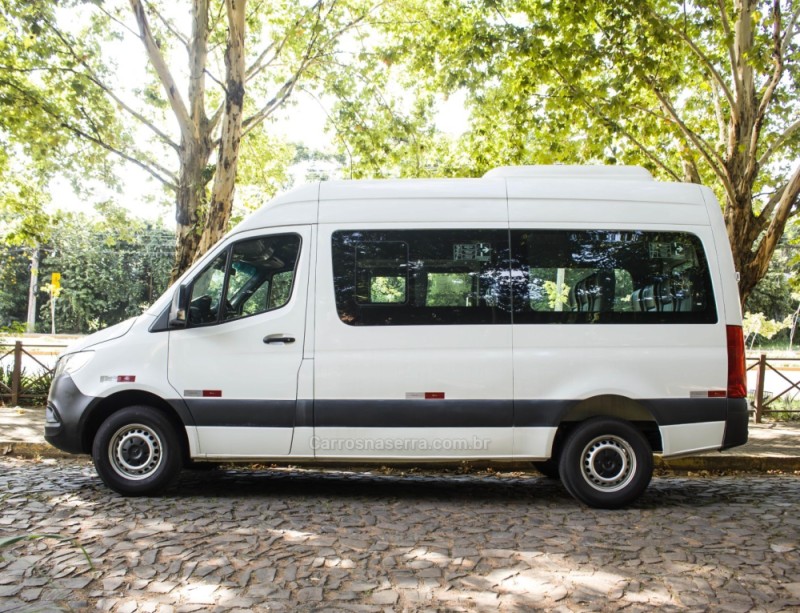 SPRINTER 2.2 CHASSI 416 VAN L TA 16L DIESEL 3P MANUAL - 2021 - NOVO HAMBURGO