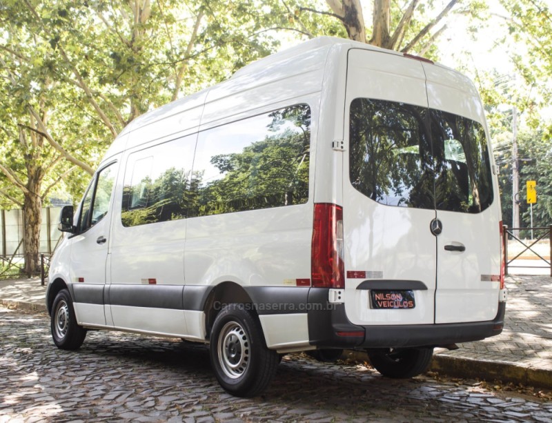 SPRINTER 2.2 CHASSI 416 VAN L TA 16L DIESEL 3P MANUAL - 2021 - NOVO HAMBURGO