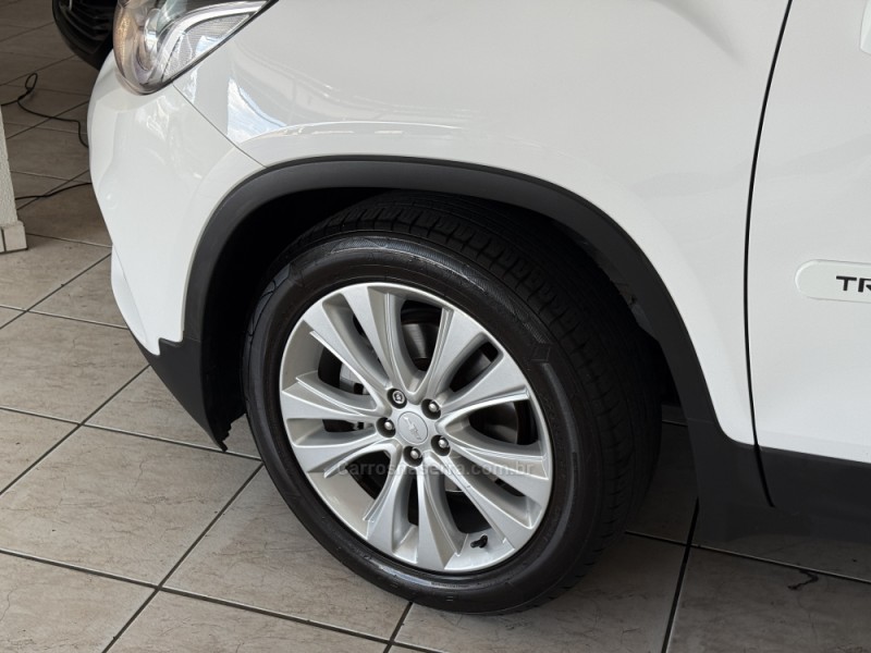 TRACKER 1.4 16V TURBO FLEX LTZ AUTOMÁTICO - 2017 - GUAPORé