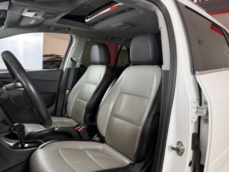 TRACKER 1.4 16V TURBO FLEX LTZ AUTOMÁTICO - 2017 - GUAPORé