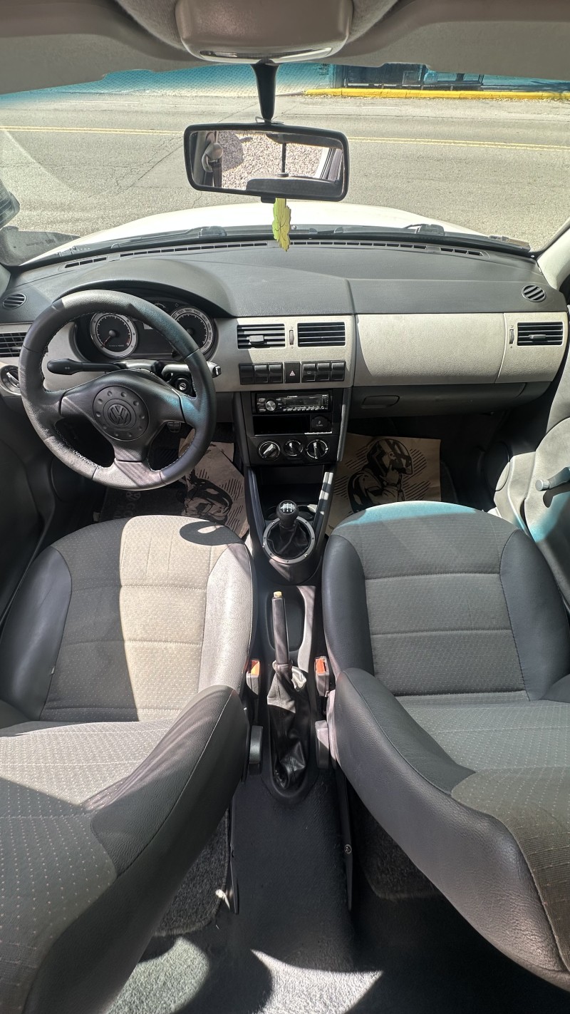 GOL 1.6 MI RALLYE 8V FLEX 4P MANUAL G.III - 2005 - CAXIAS DO SUL