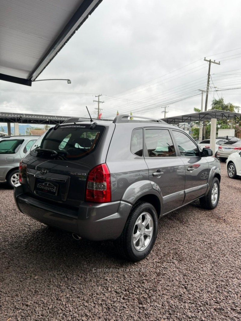 TUCSON 2.0 MPFI GLS BASE 16V 143CV 2WD FLEX 4P AUTOMÁTICO - 2016 - LAJEADO