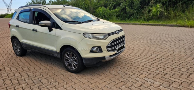 ecosport 1.6 freestyle 16v flex 4p manual 2015 ivoti