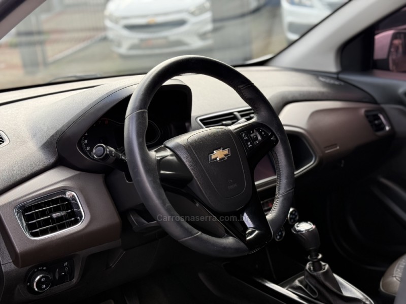 PRISMA 1.4 MPFI LTZ 8V FLEX 4P MANUAL - 2018 - PAROBé