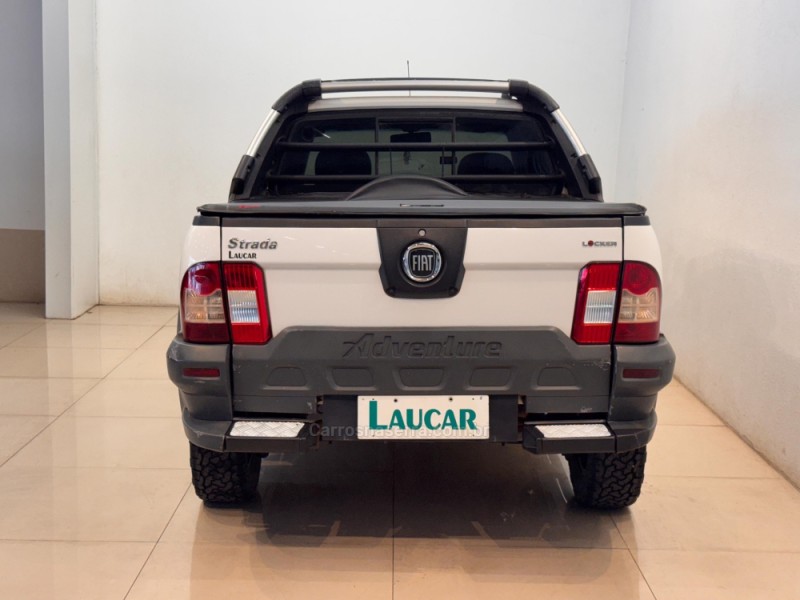 STRADA 1.8 MPI ADVENTURE LOCKER CD 16V FLEX 2P MANUAL - 2013 - CASCA