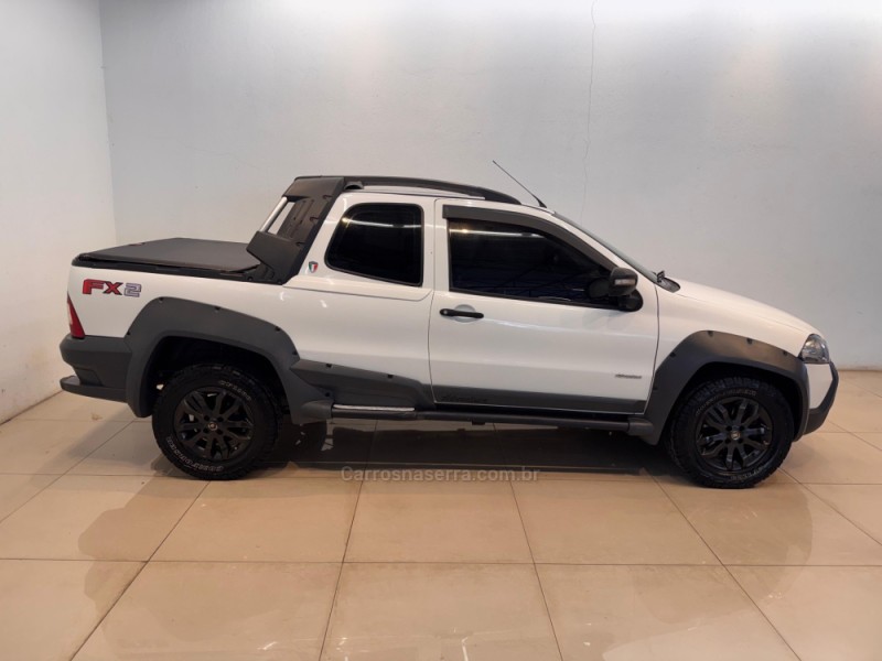 STRADA 1.8 MPI ADVENTURE LOCKER CD 16V FLEX 2P MANUAL - 2013 - CASCA