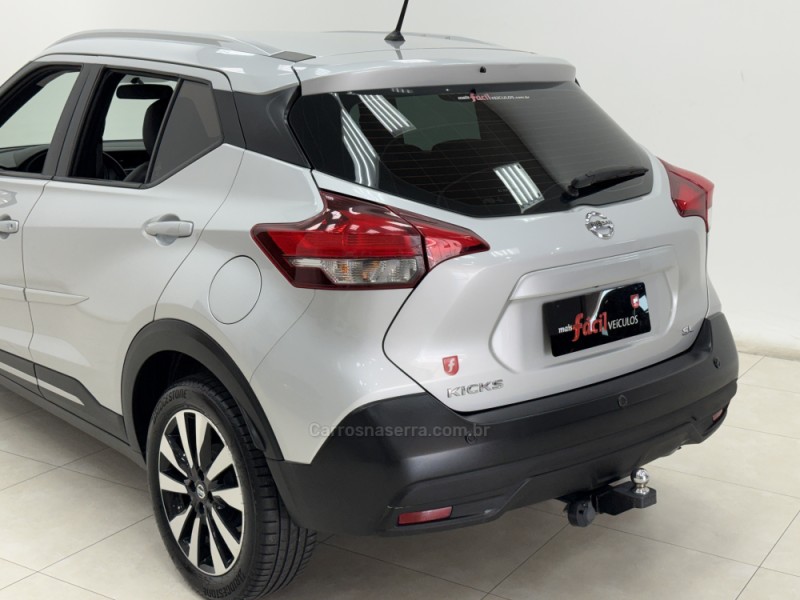 KICKS 1.6 16V FLEX SL 4P XTRONIC - 2017 - SANTA CRUZ DO SUL