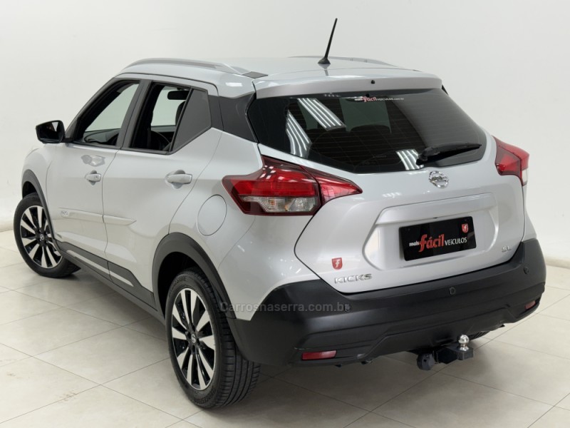 KICKS 1.6 16V FLEX SL 4P XTRONIC - 2017 - SANTA CRUZ DO SUL