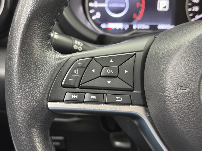 KICKS 1.6 16V FLEX SL 4P XTRONIC - 2017 - SANTA CRUZ DO SUL