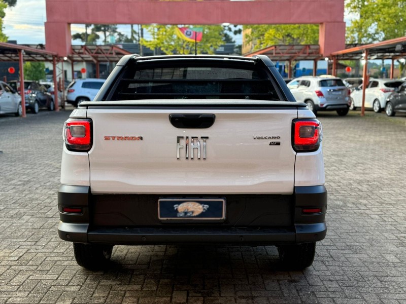 STRADA 1.3 VOLCANO CD 8V FLEX 4P AUTOMÁTICO - 2023 - CANELA