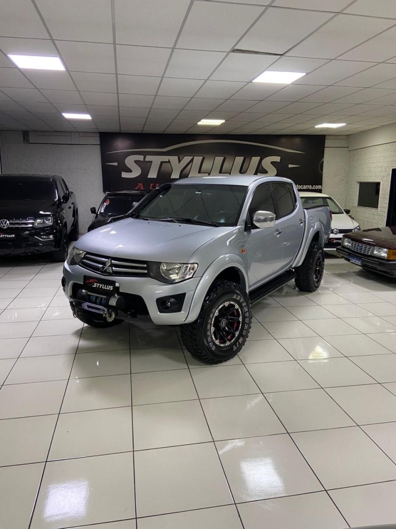 L200 TRITON 2.4 16V TURBO DIESEL SPORT HPE CD 4P 4X4 AUTOMÁTICO - 2012 - ESTâNCIA VELHA