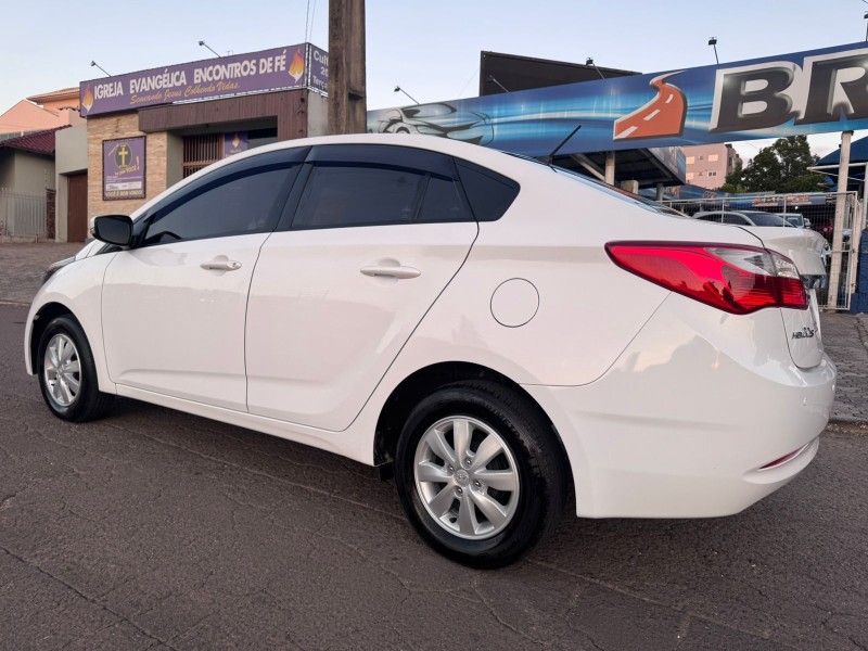 HB20S 1.6 STYLE 16V FLEX 4P AUTOMÁTICO - 2014 - DOIS IRMãOS