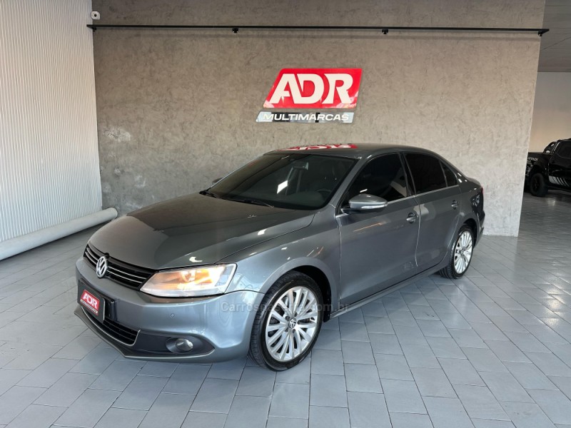 JETTA 2.0 TSI DSG HIGHLINE 200CV GASOLINA 4P AUTOMÁTICO