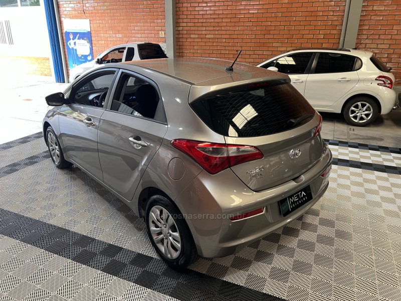 HB20 1.0 COMFORT 12V FLEX 4P MANUAL - 2017 - BENTO GONçALVES