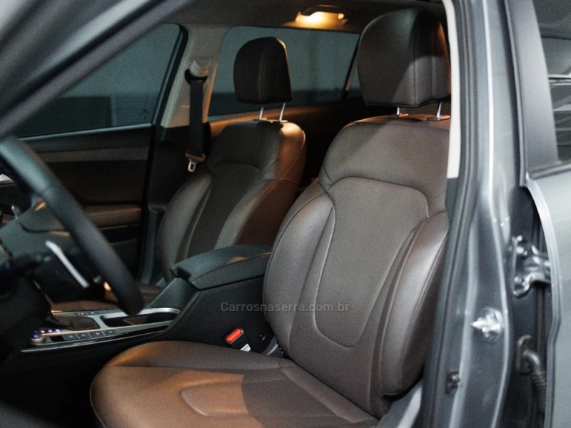 CRETA 1.0 12V FLEX PLATINUM SAFETY 4P AUTOMÁTICO - 2025 - PORTO ALEGRE